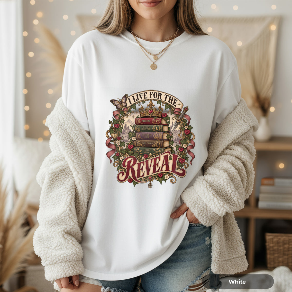 I Live for the Reveal Book Lover T-Shirt
